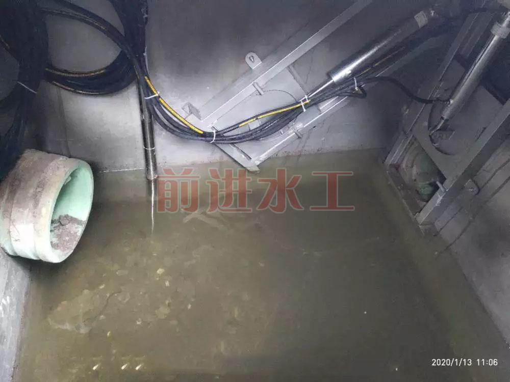 液動(dòng)限流閘門